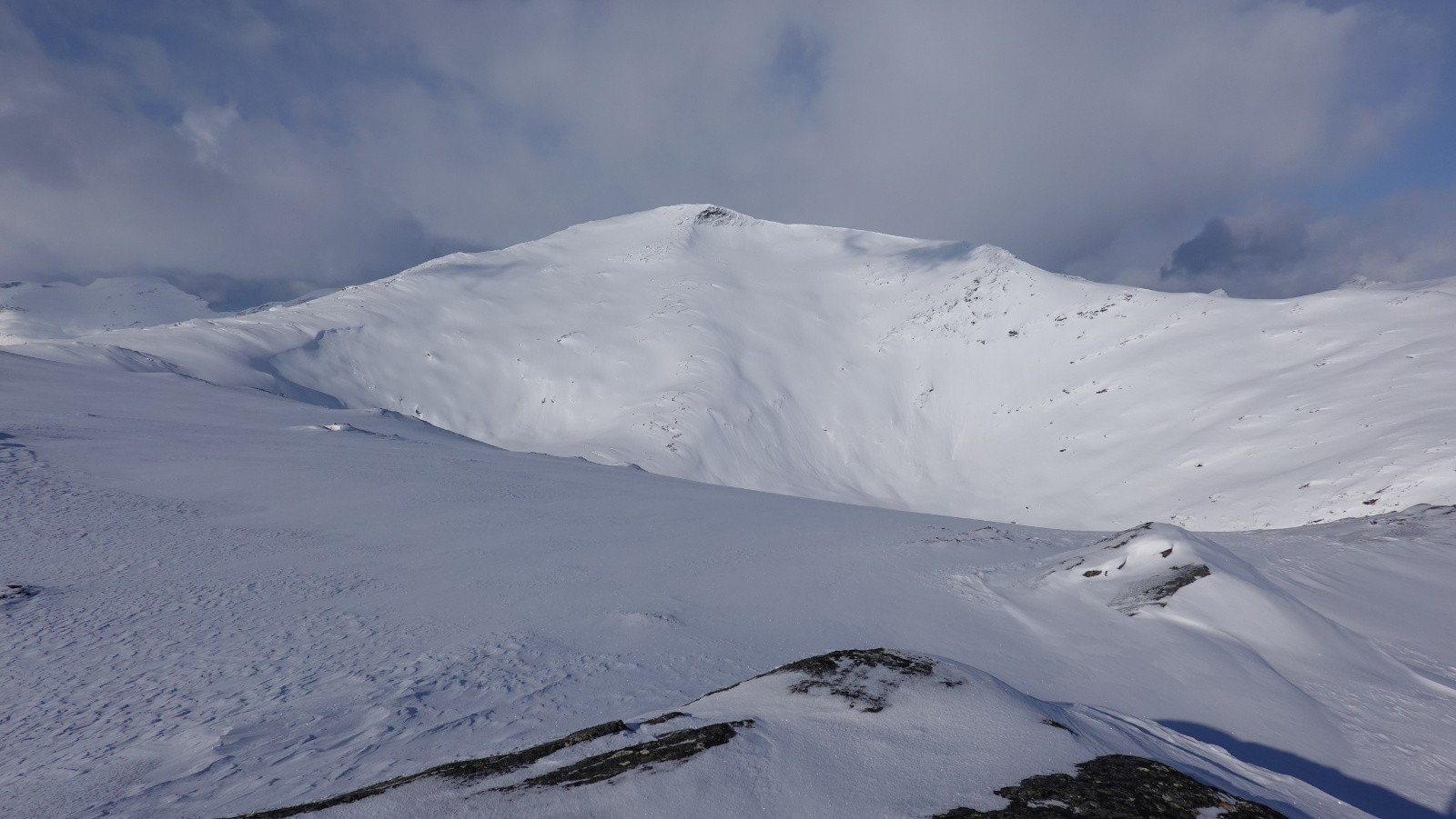 Panorama sur le Eitraskartinden