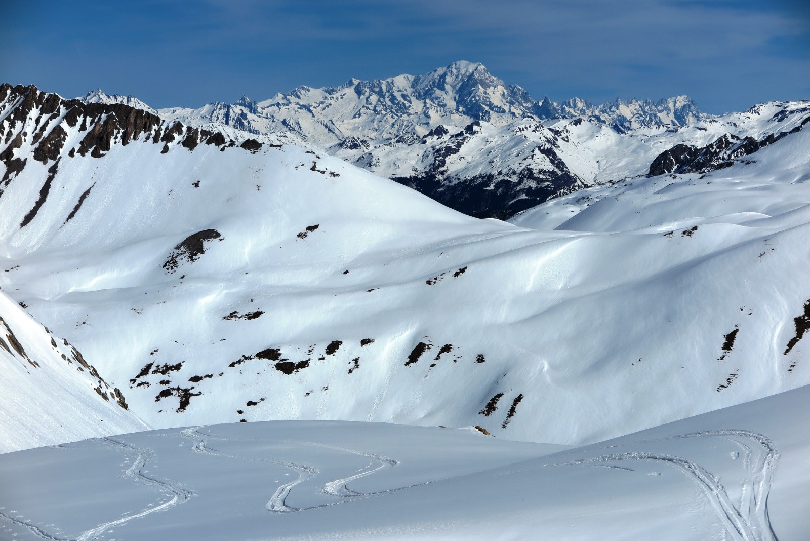 Mont Blanc à travers le col de Chanrouge
