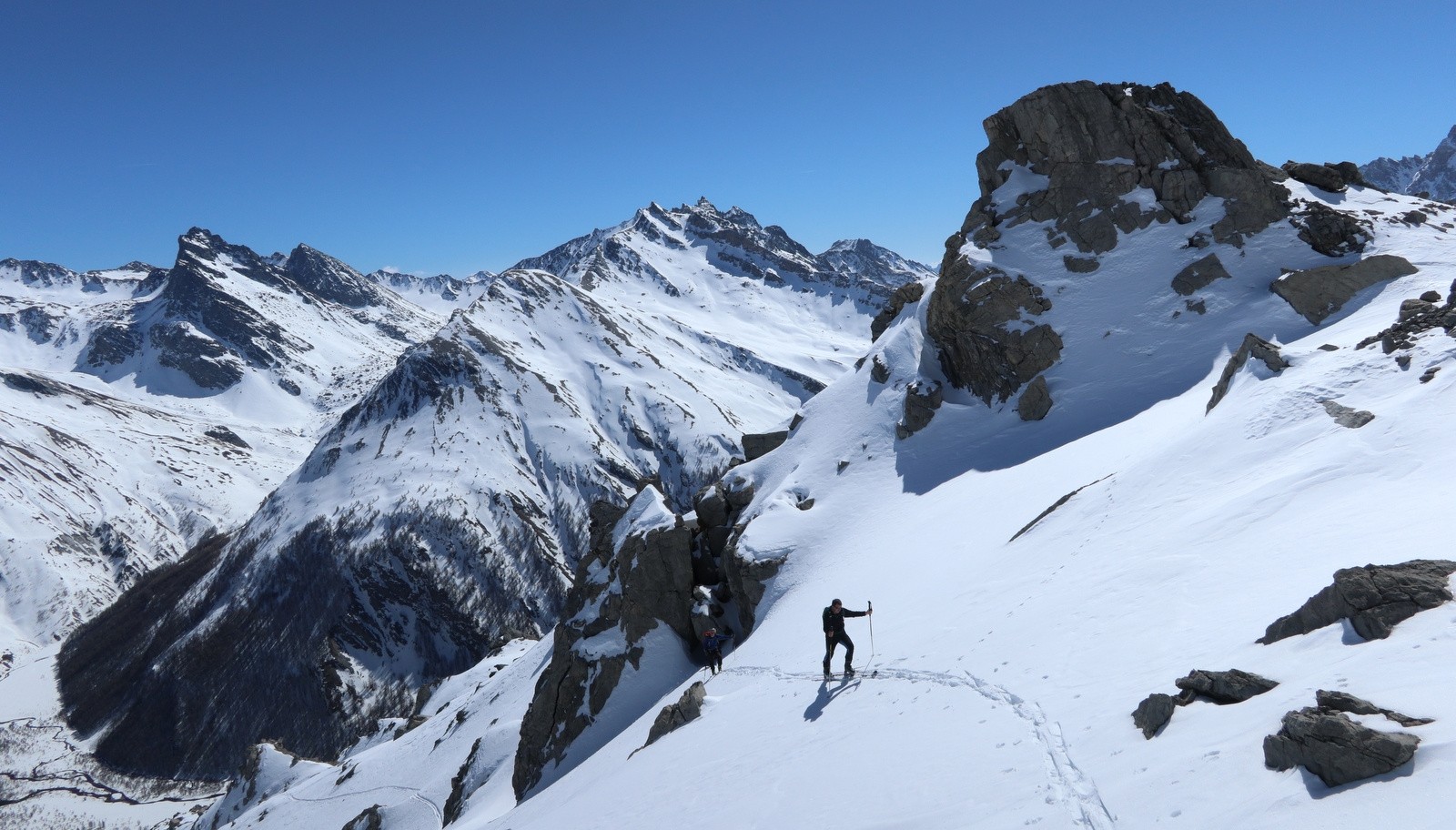                                Montée vers la crête de l'Eissassa
