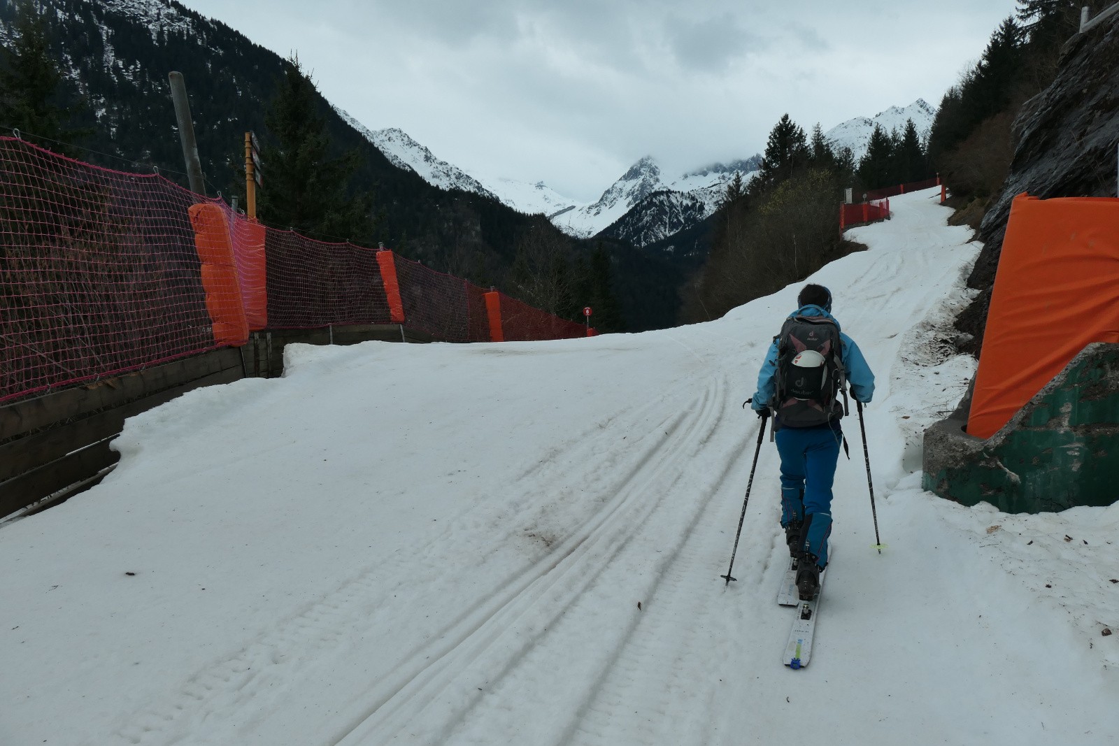 Heureusement, il y a la piste 