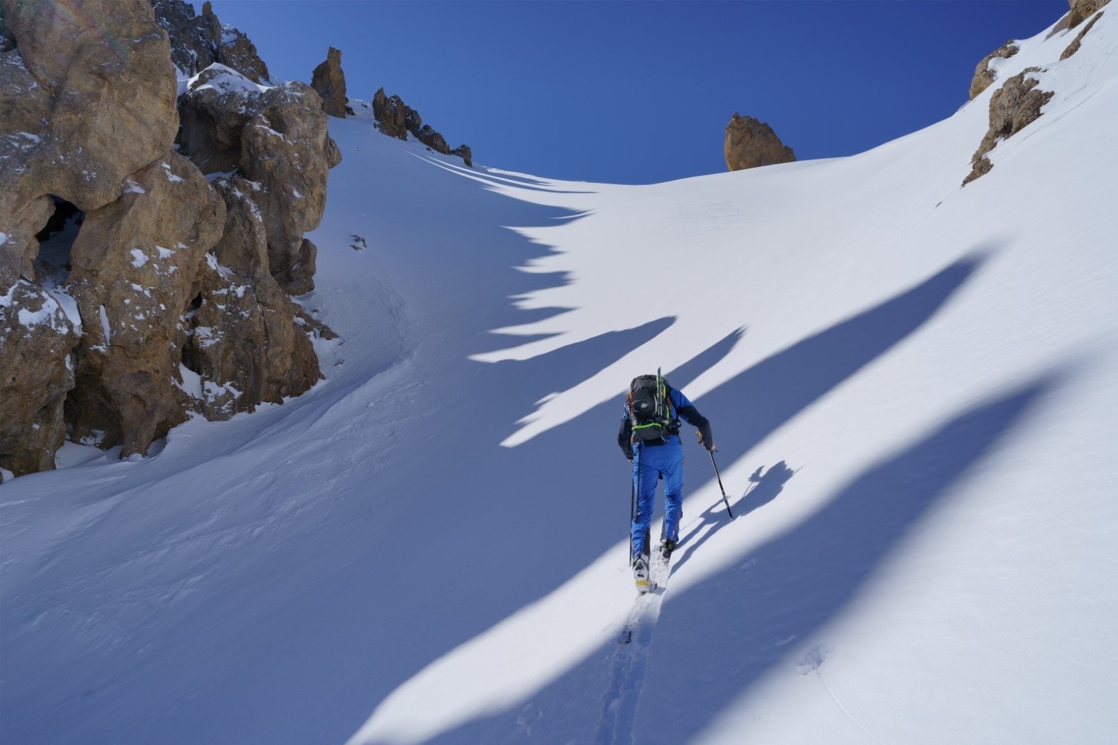 entre les ombres&nbsp;