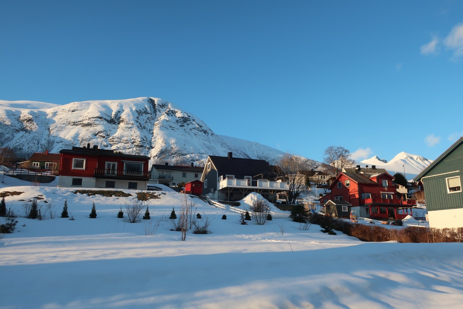 #18 J2 Isfjorden et couloirs J2 Isfjorden et couloirs