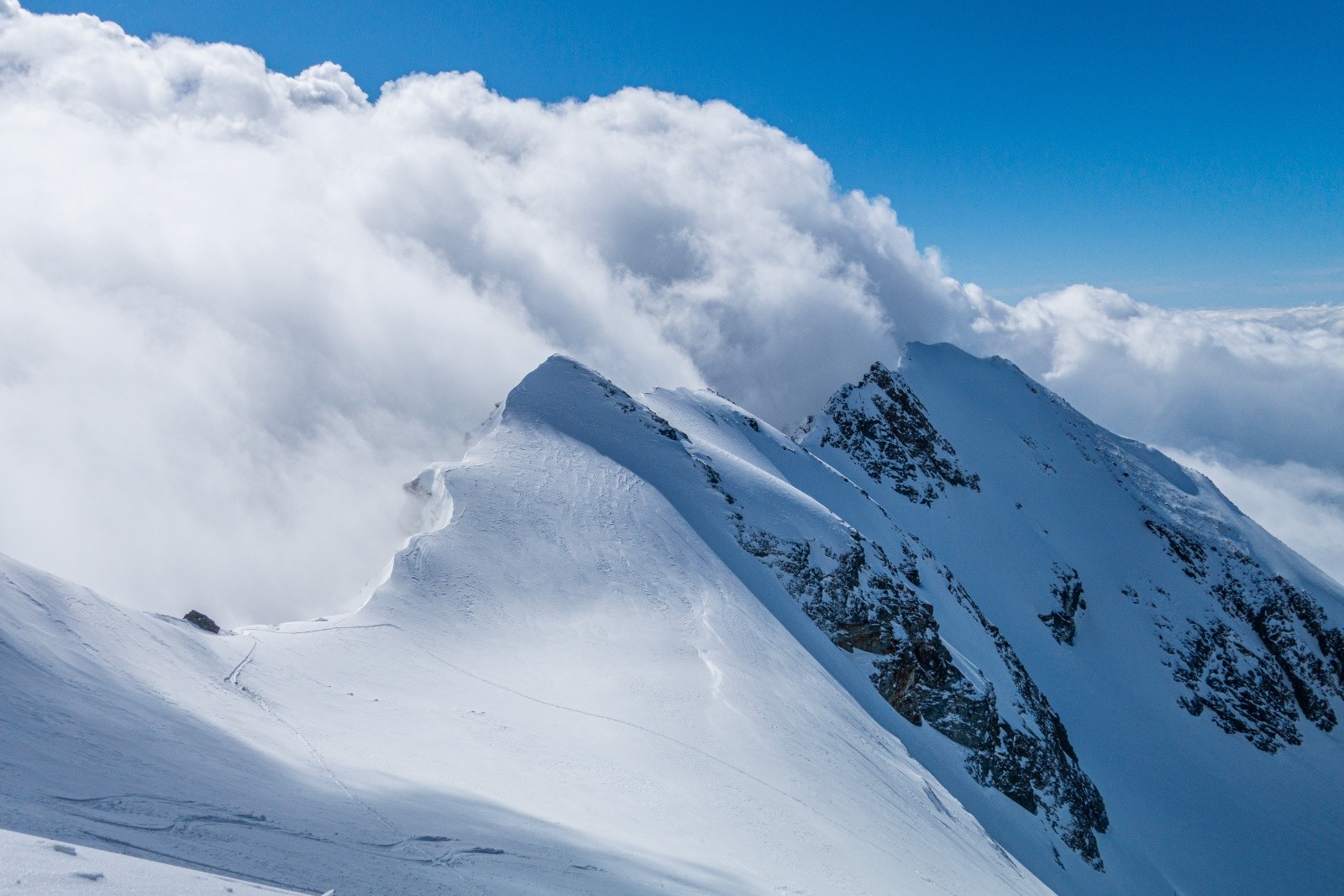 #16 Aiguille du Saint Esprit Aiguille du Saint Esprit