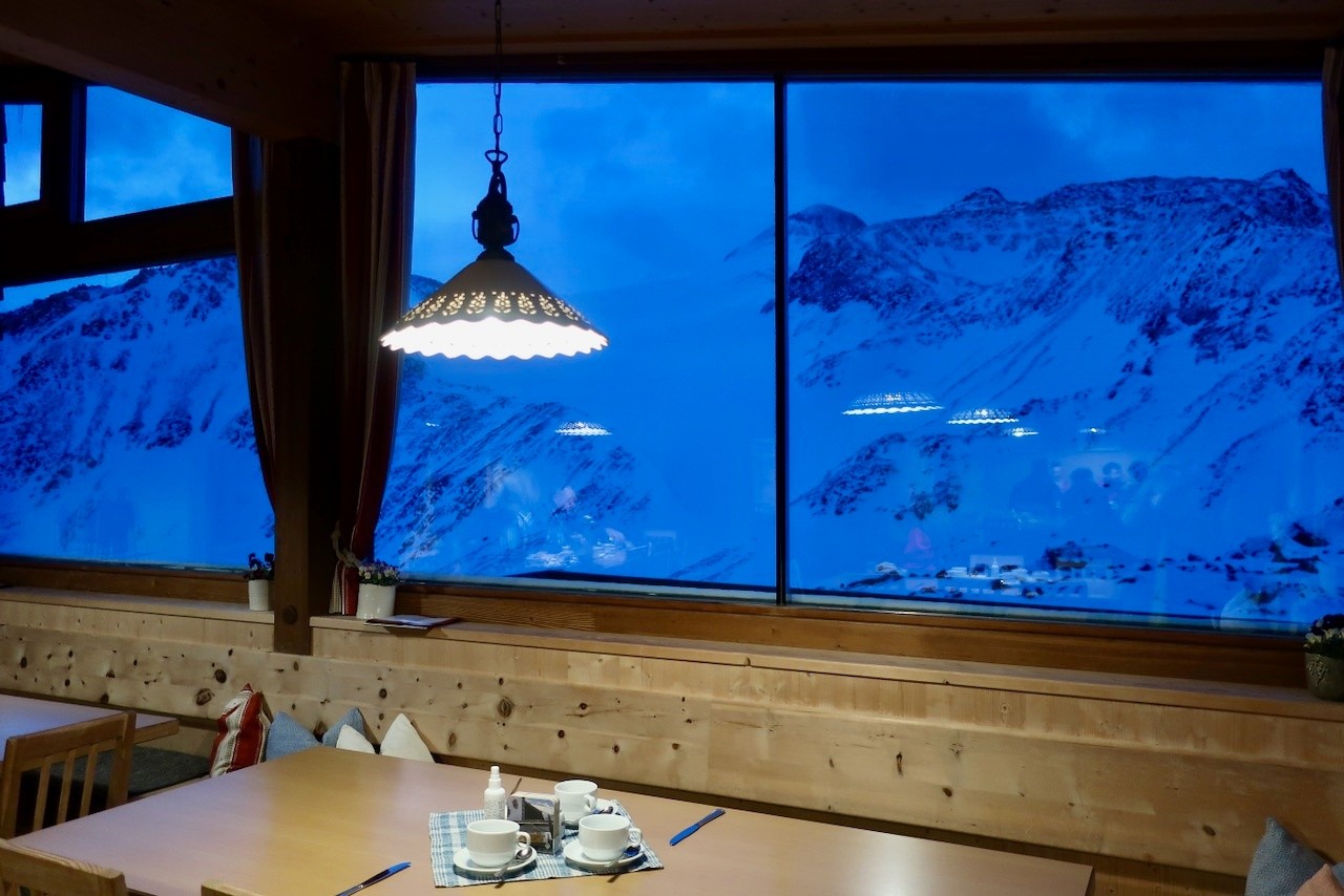 J6 Vue sur le Simlilaun depuis Similaun Hutte