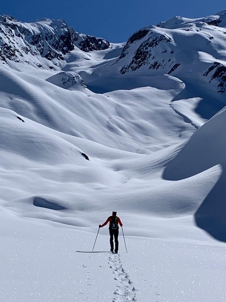 la montée au col du Grand vierge de toute trace&nbsp;