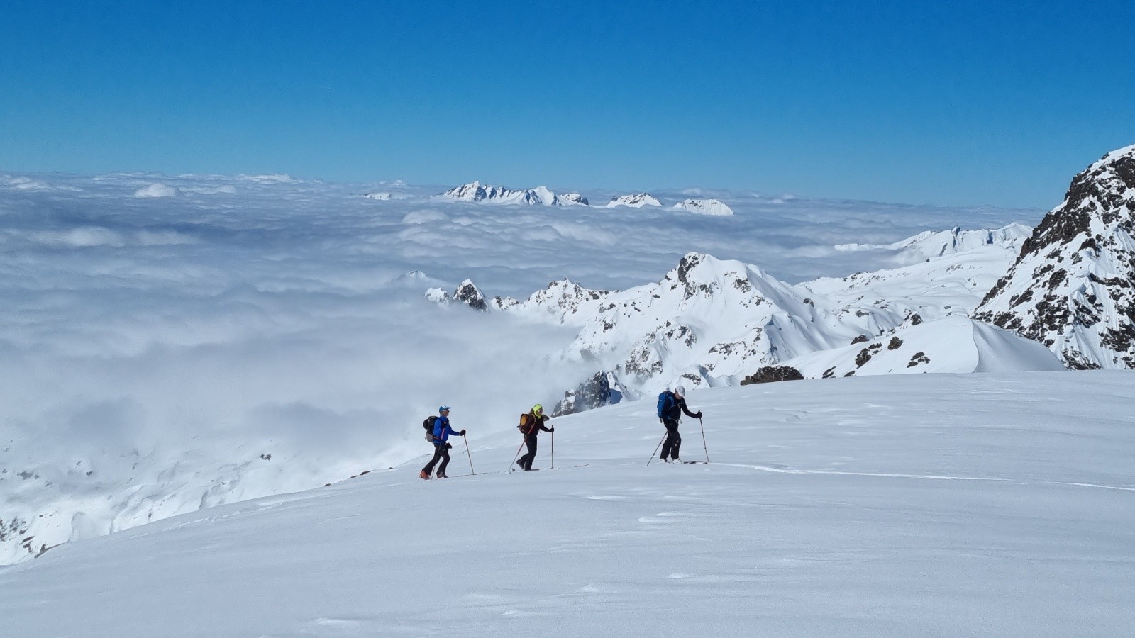 &nbsp;arrivée au col du Grand : personne ce jour là