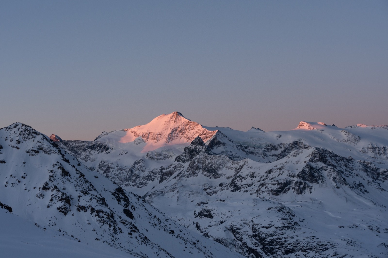 L'Albaron au lever du soleil