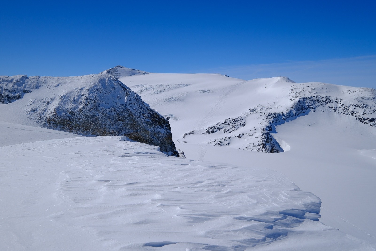 #8 Depuis la Pointe du Dard, vue sur les Sonnailles et Chasseforêt Depuis la Pointe du Dard, vue sur les Sonnailles et Chasseforêt