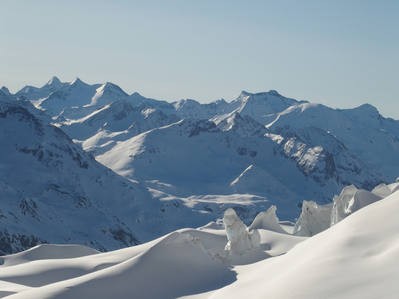 Sentinelles de glaces, vouées à une fonte inéluctable.