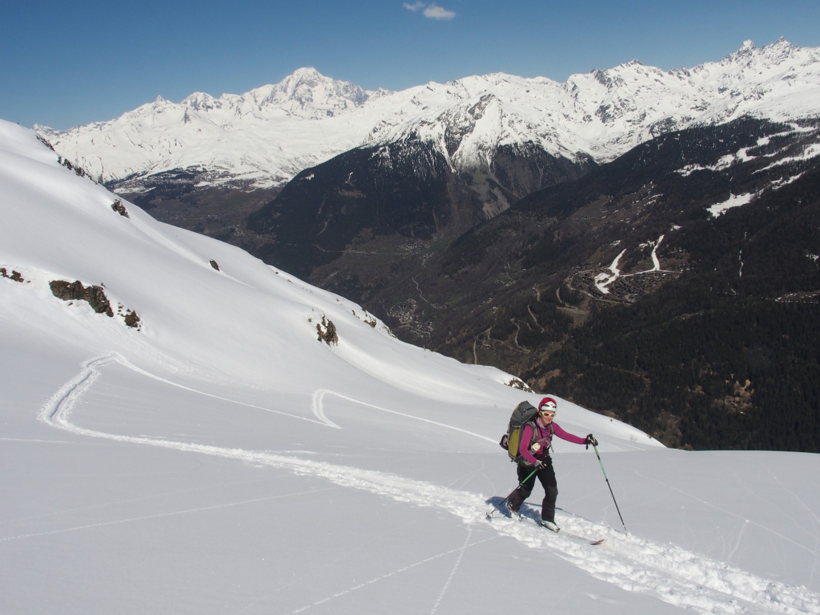 Dans les pentes d'accès au refuge.