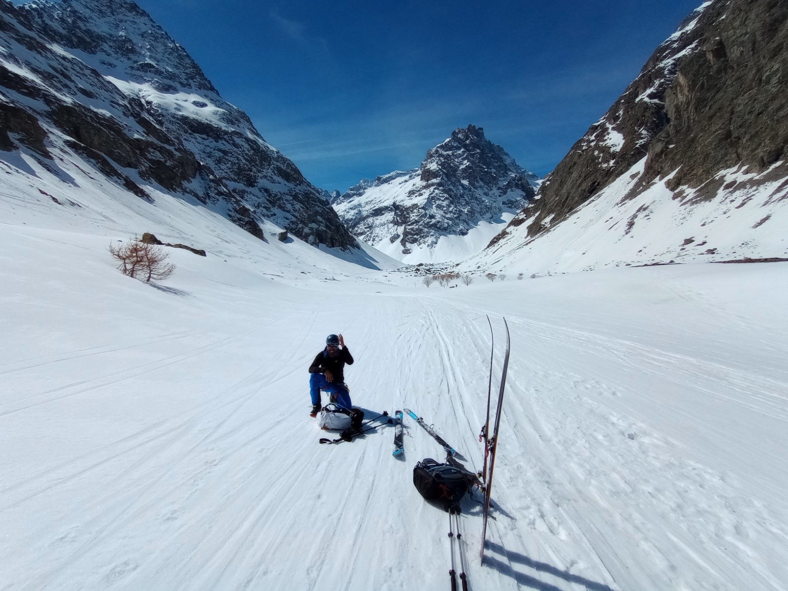 #21 Oh non, faut repeauter 100m pour aller au refuge Oh non, faut repeauter 100m pour aller au refuge