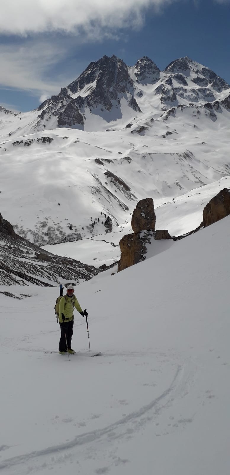 #3 Le Gran Bagna et son col homonyme, cime de la Planette, Roche Bernaude en arrière-plan Le Gran Bagna et son col homonyme, cime de la Planette, Roche Bernaude en arrière-plan