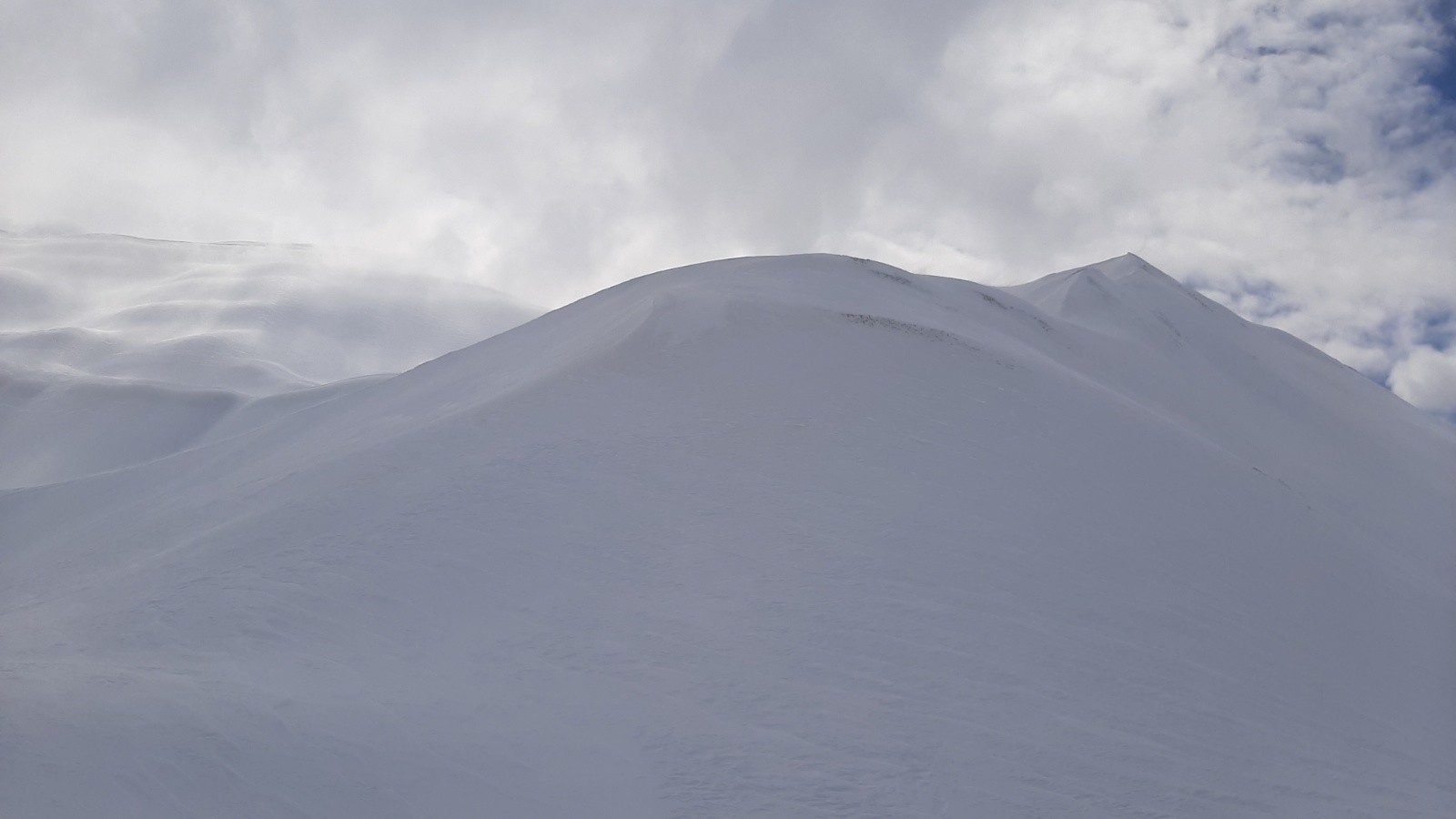 Crêtes dégarnies et bien ventées&nbsp;