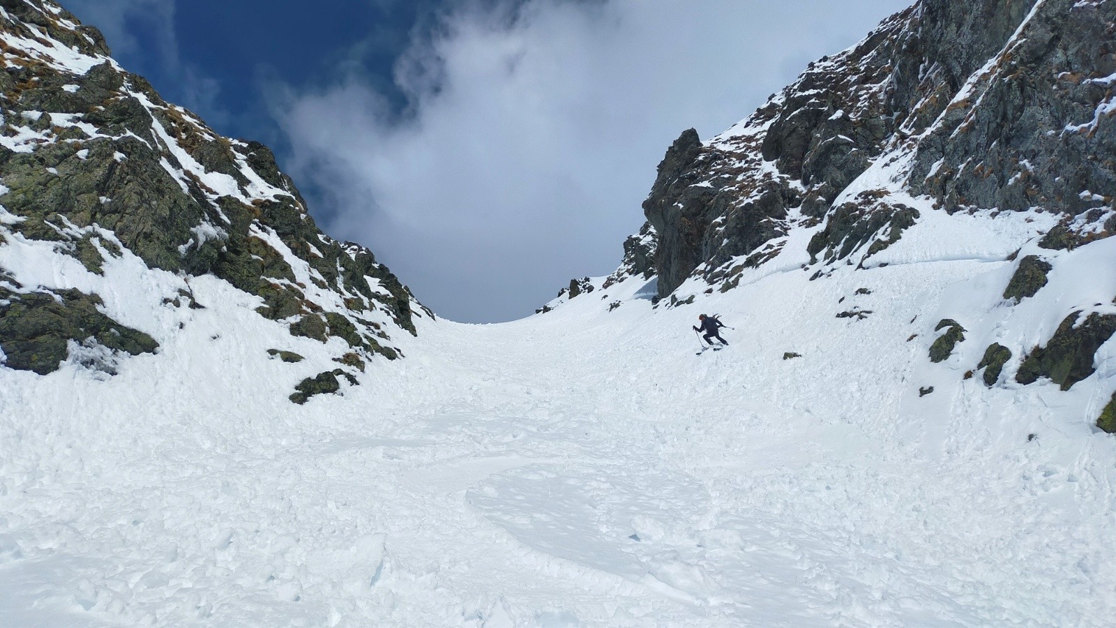 J1 Descente S/W du Grand Replomb sur le refuge Jean Collet 