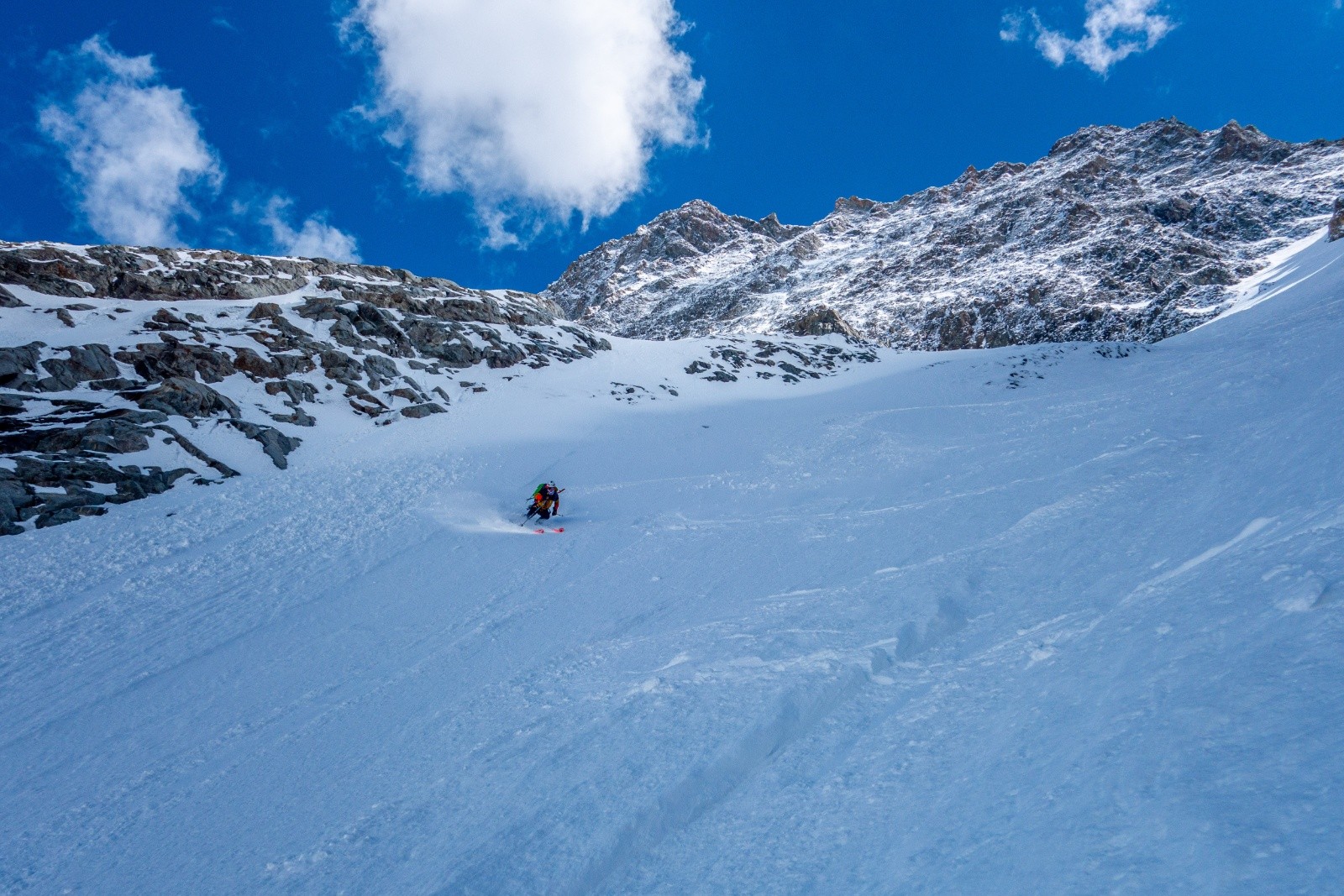  Couloir de gauche, les séracs n'existent plus...