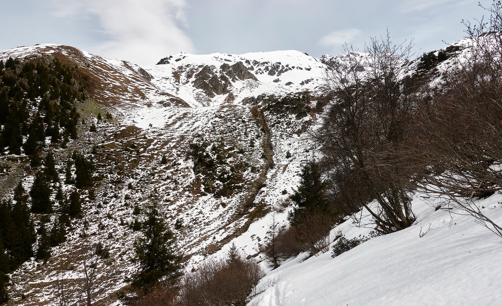 Plus grand chose sous le Crêt du Chien...