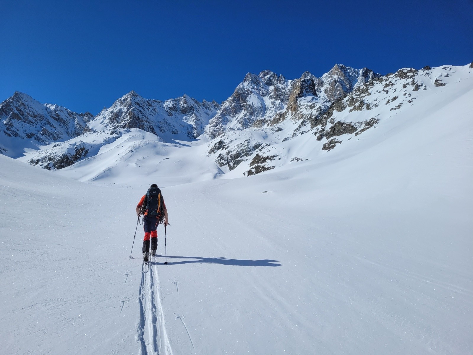 &nbsp;J4 : Beau temps, Belle neige avec l'aiguille dans le viseur.