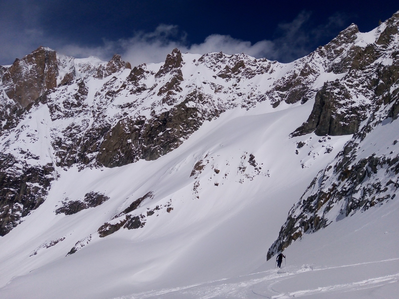 &nbsp;Glacier du Tour Noir et sortie du Y à argentière au fond à gauche&nbsp;