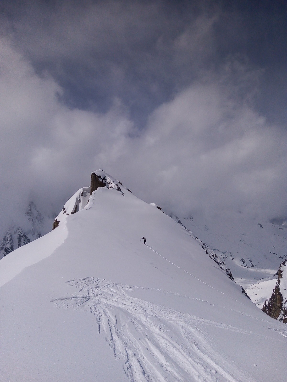 &nbsp;Au col vers 3350m