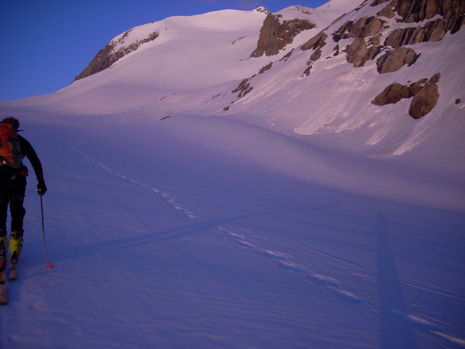 Photo nostalgie, avec l'état du glacier de Saint-Sorlin et de la pente sommitale de l’Étendard, le 06/06/2010! 😉