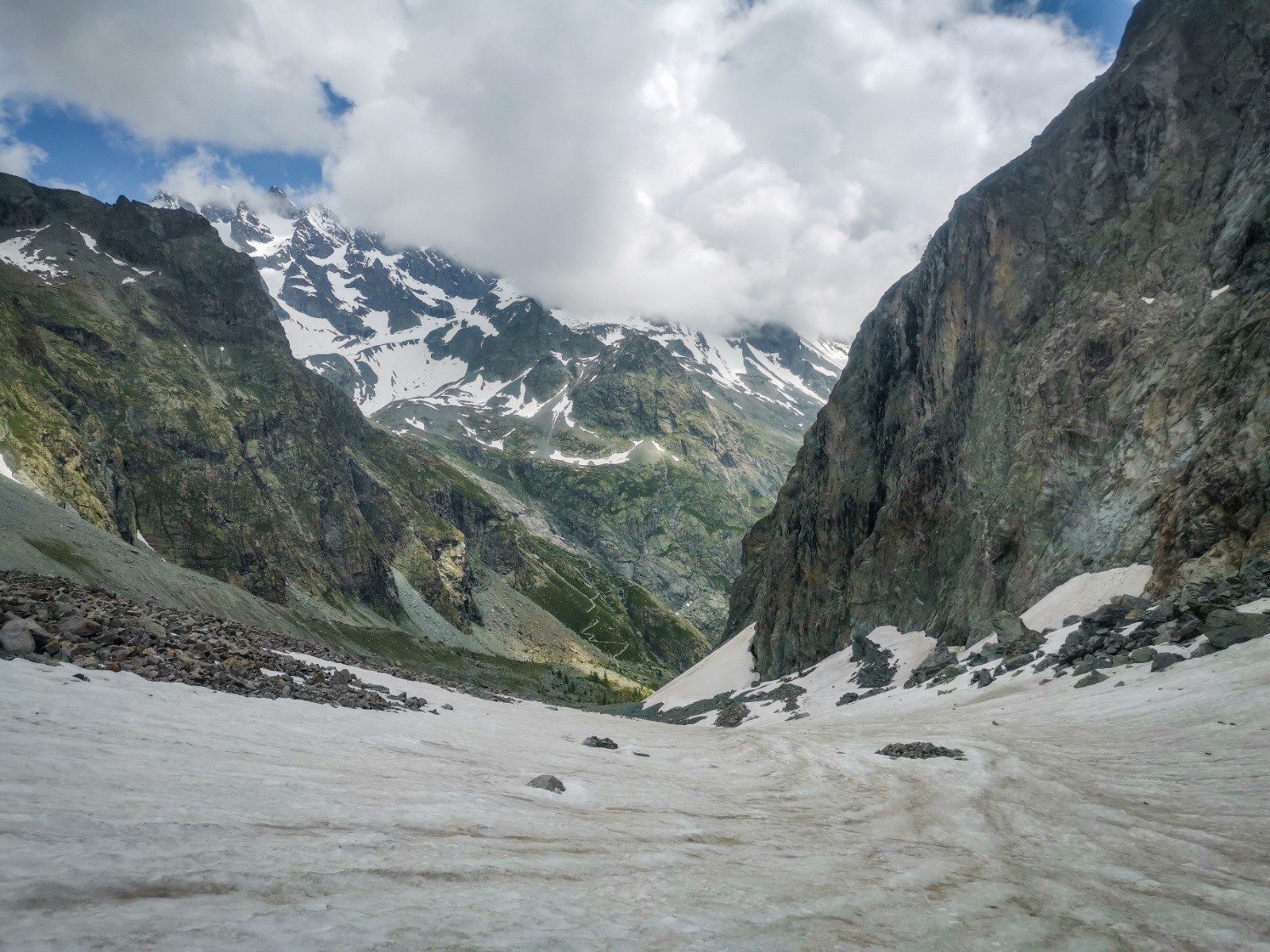 Neige sale, mais toujours mieux qu'à pied