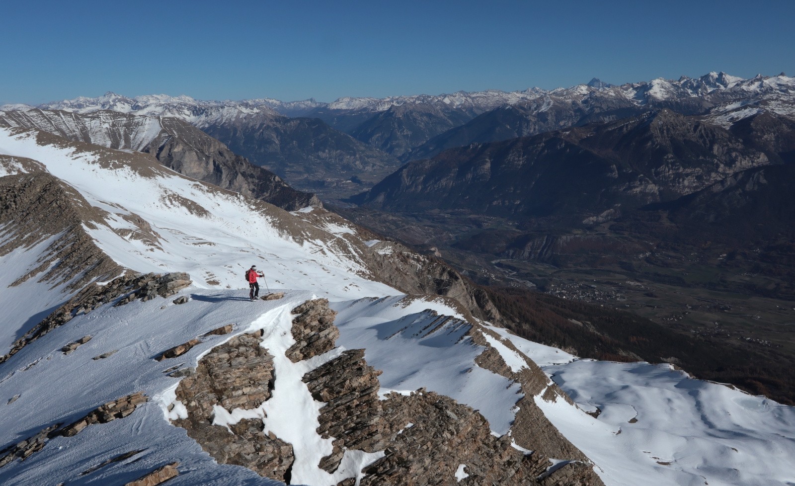 Sur l'arête NE de Chante-Perdrix 