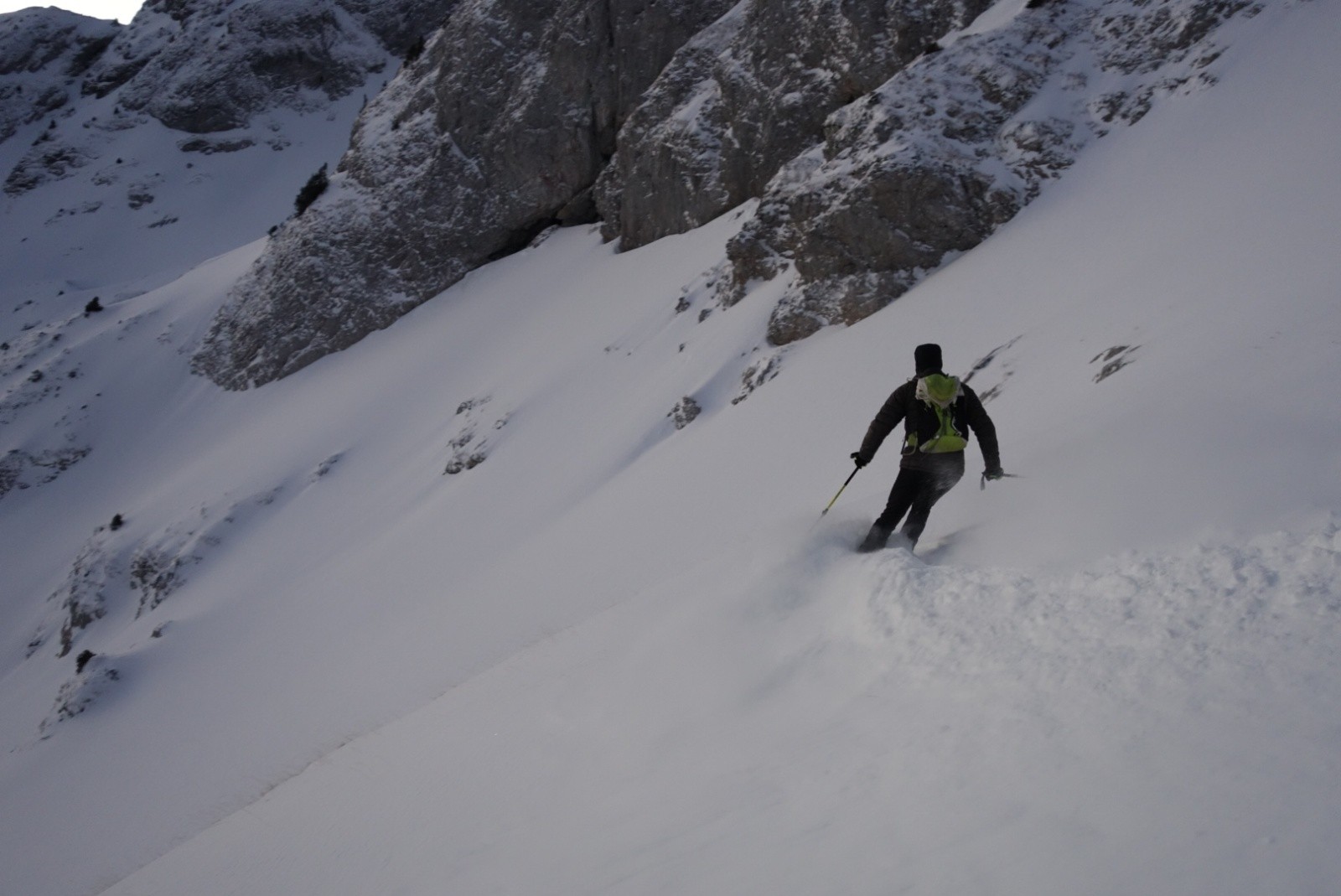 virage en haut de la plaque