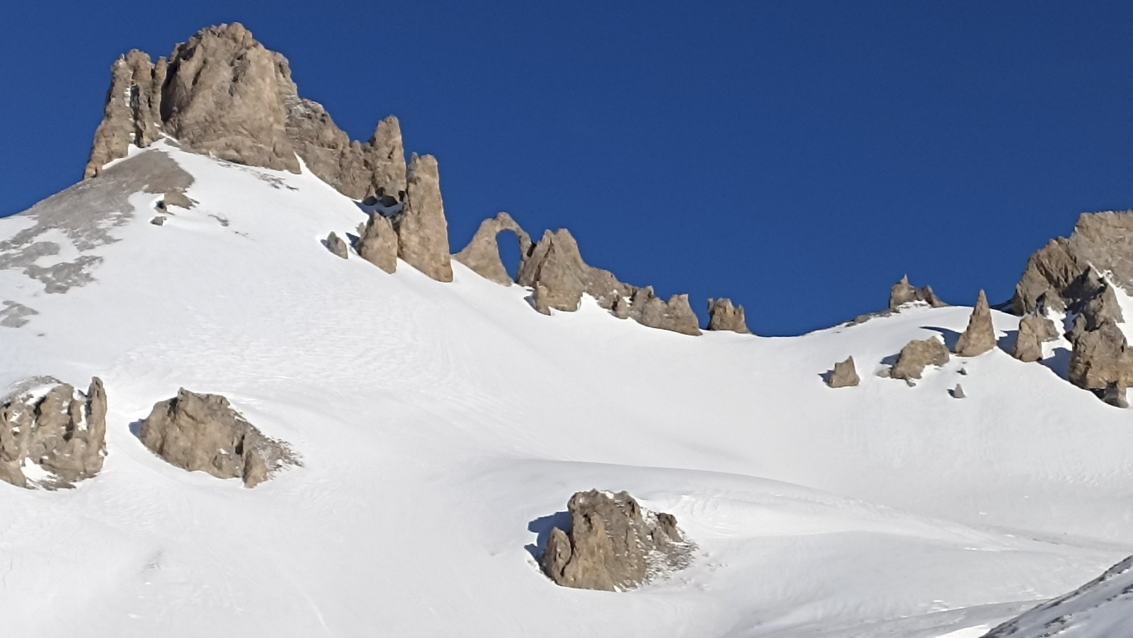 #2 Pas encore de trace. Pas encore de trace.