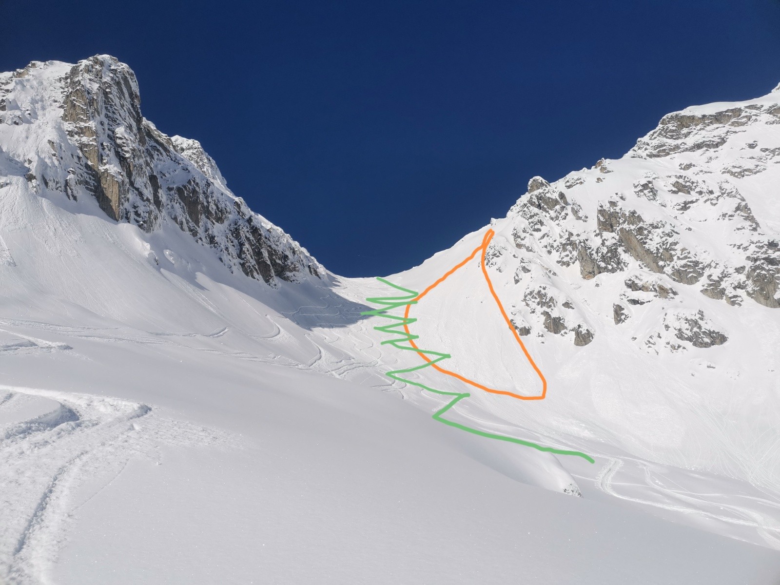 La coulée à droite qui a traîné Patrice sur quelques mètres.&nbsp;