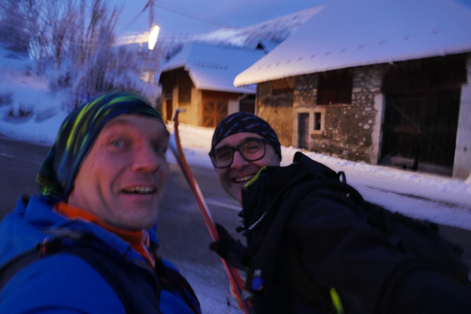 Les vieux ça se lèvent tôt...