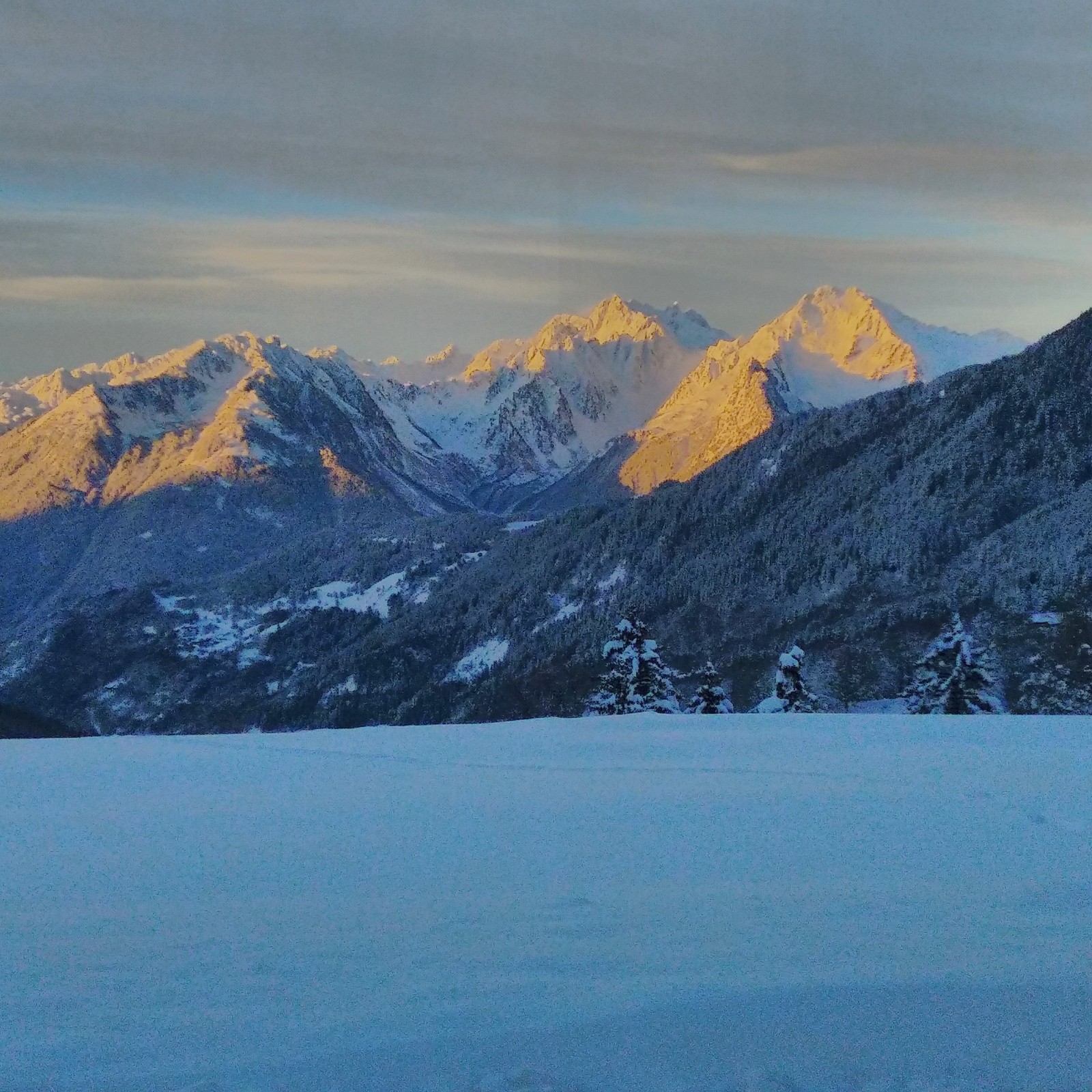 &nbsp;Le soleil se lève sur Belledonne&nbsp;
