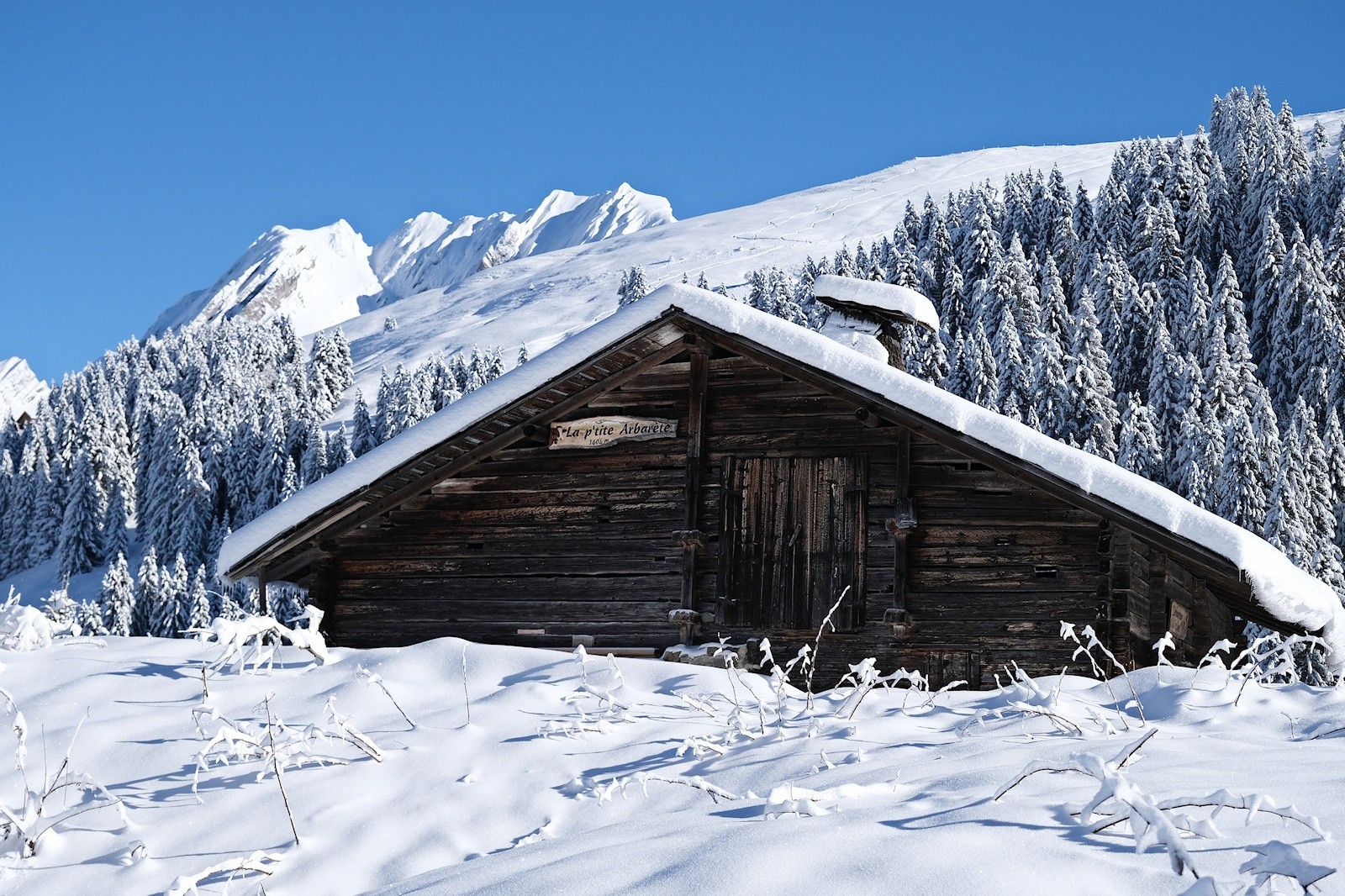Le chalet de l'Arbarette, à l'amorce de la deuxième montée.&nbsp;