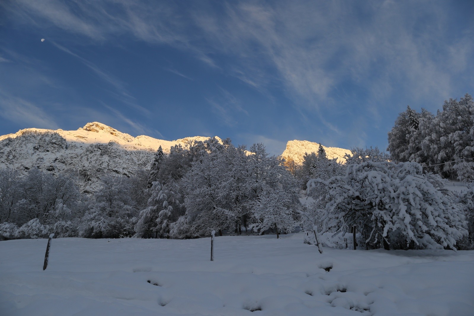 Au départ, belle lumière sur les reliefs !&nbsp;