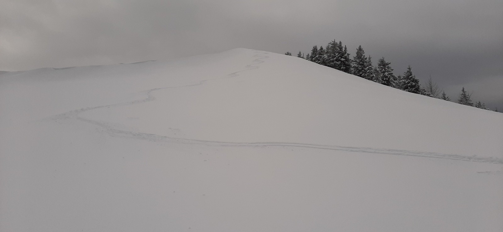 Pas vu âme qui vivent. Même pas un chamois.&nbsp;