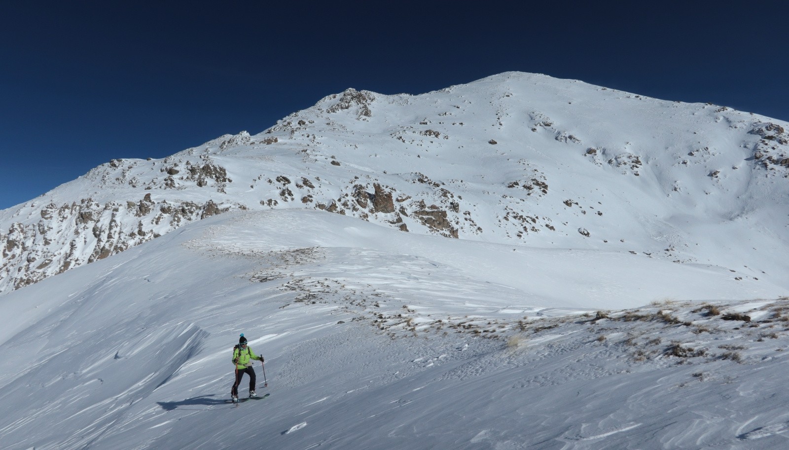 Arrivée au Pt 2559m, sous l'Eyssillioun