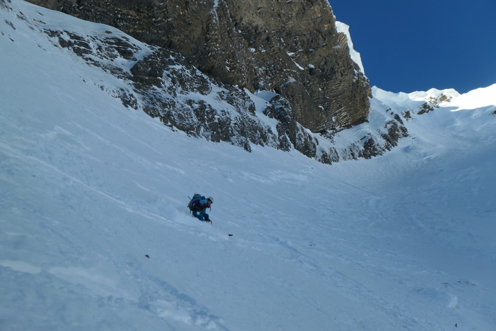 #24 Jour 4 : Dans la Rampe Est de la Dent de Barme Jour 4 : Dans la Rampe Est de la Dent de Barme