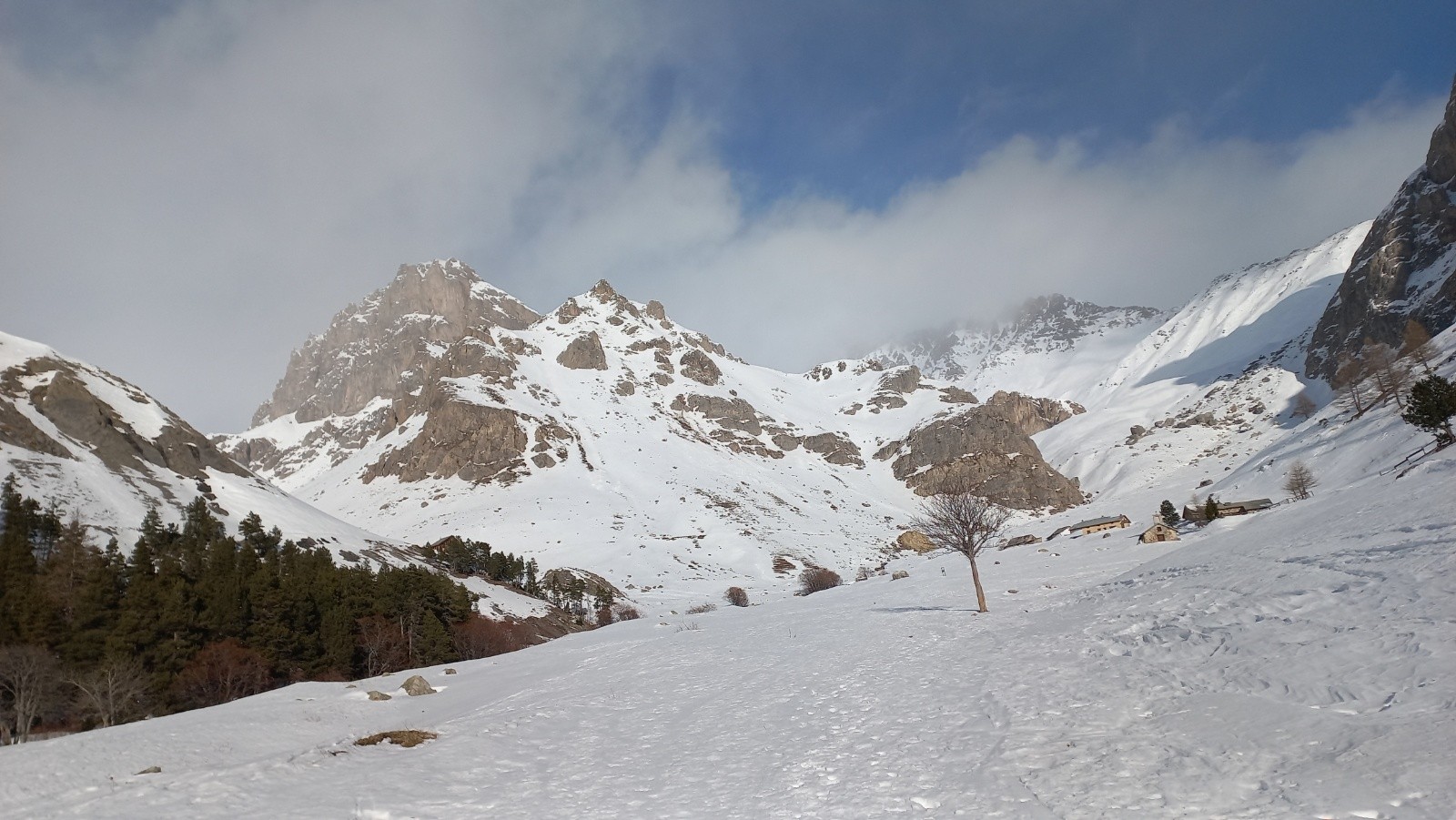 &nbsp;Côté Arête de la Bruyère&nbsp;