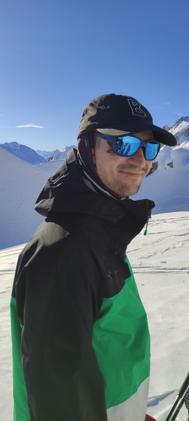 Le guide&nbsp; qui a guidé les petits vieux&nbsp;