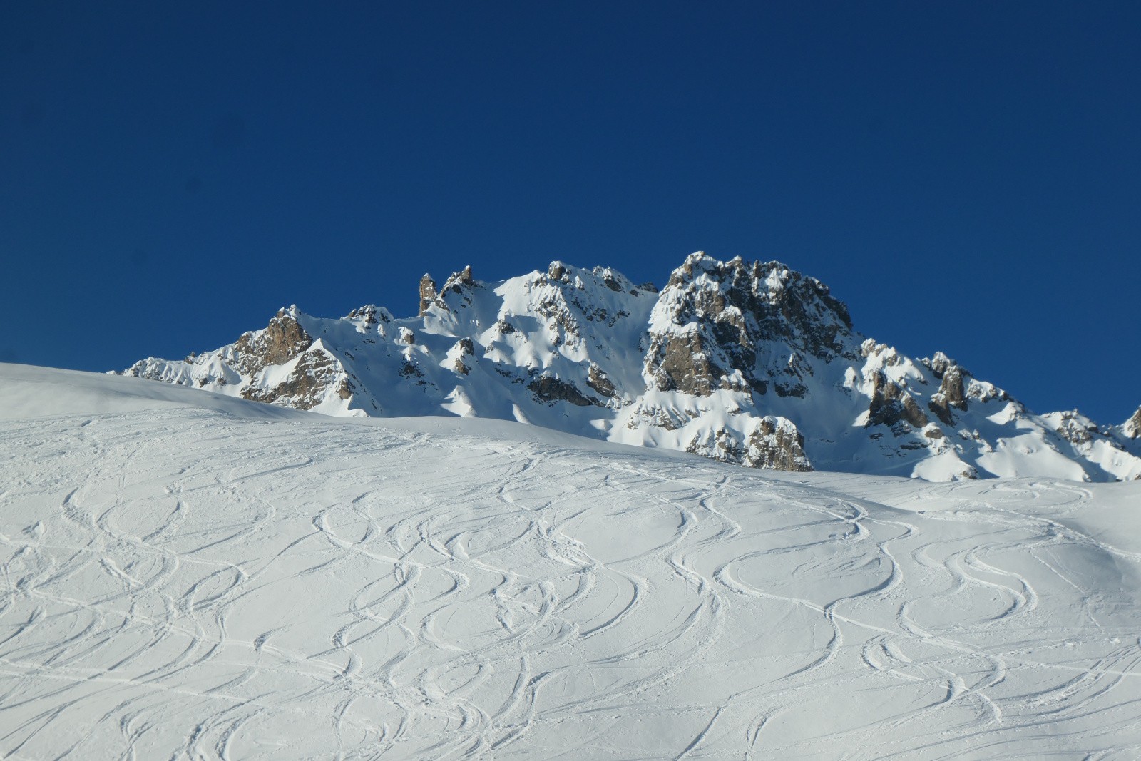 #2 Jour 1 : L Jour 1 : L'Aiguille du Fruit et le hors piste de Courchevel