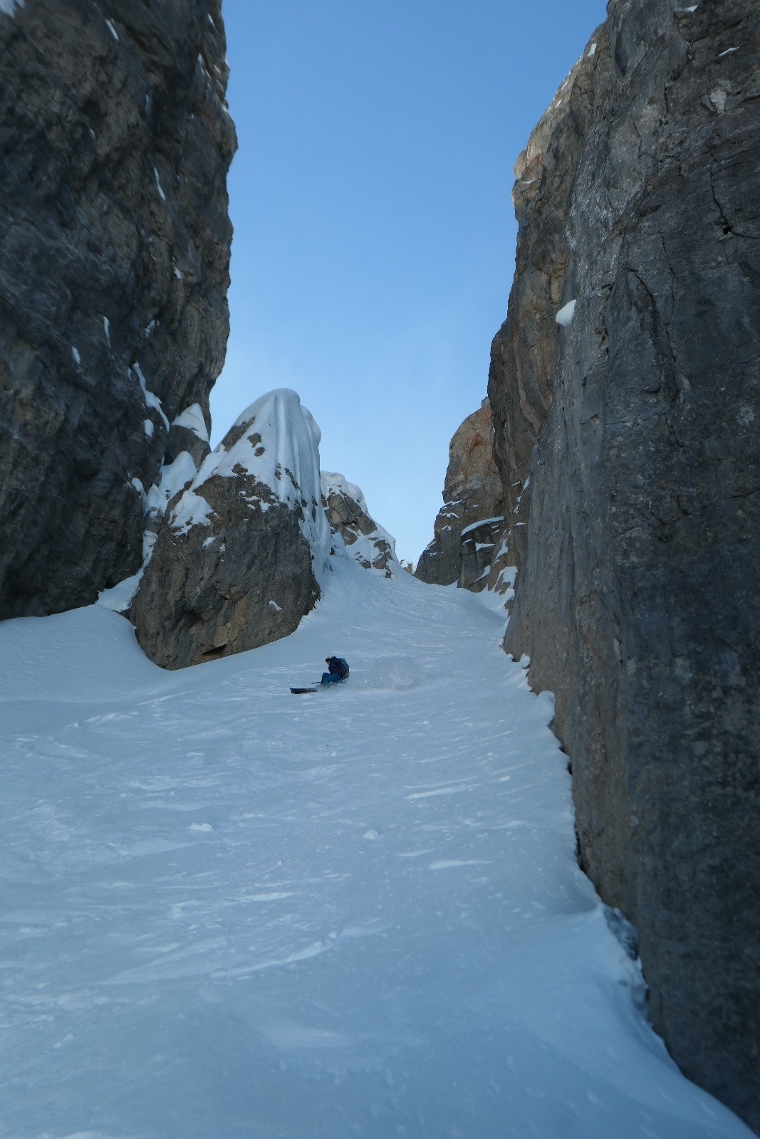 #106 Jour 4 : Dans le couloir NE de Portetta Jour 4 : Dans le couloir NE de Portetta
