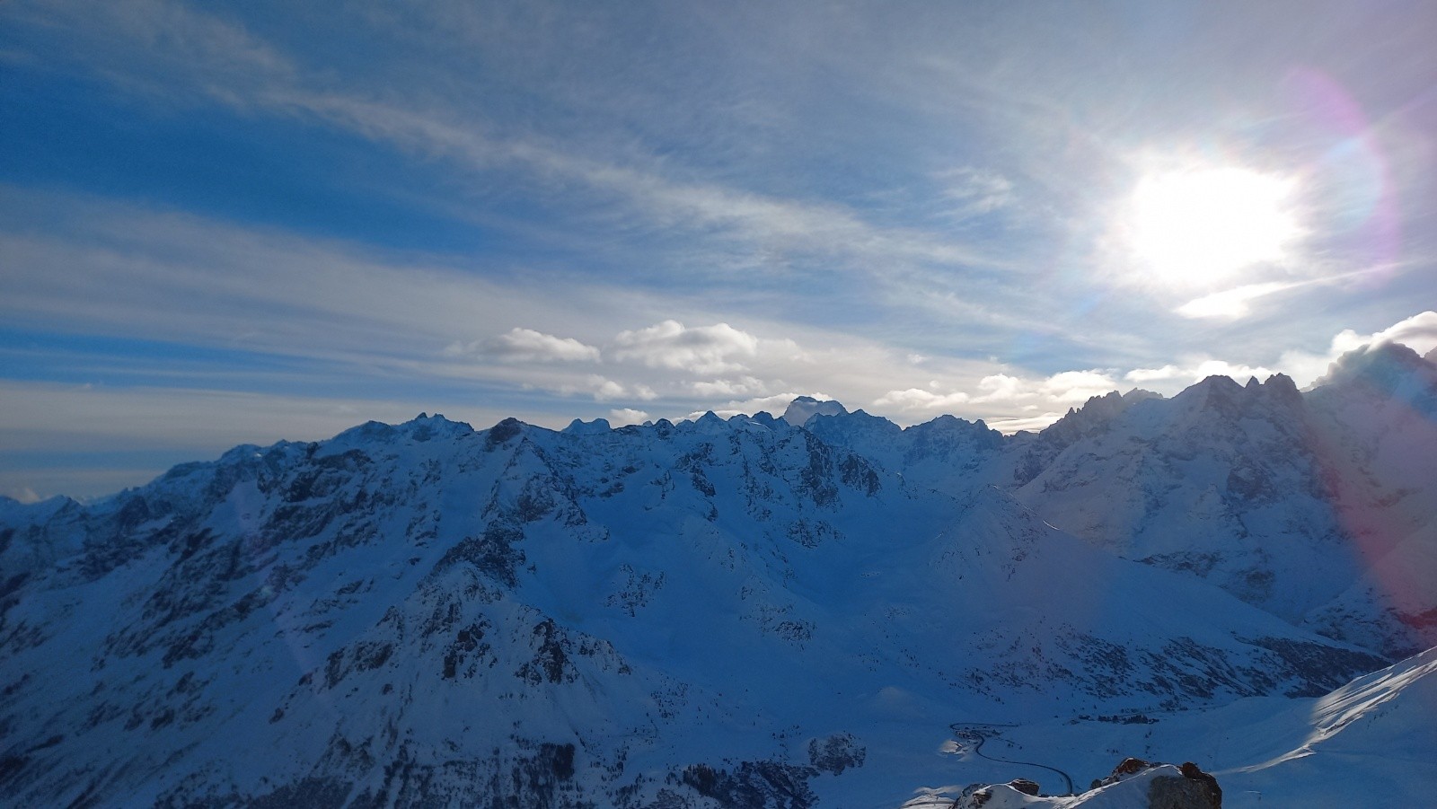 &nbsp;Les combeynots et la barre des écrins derrière&nbsp;