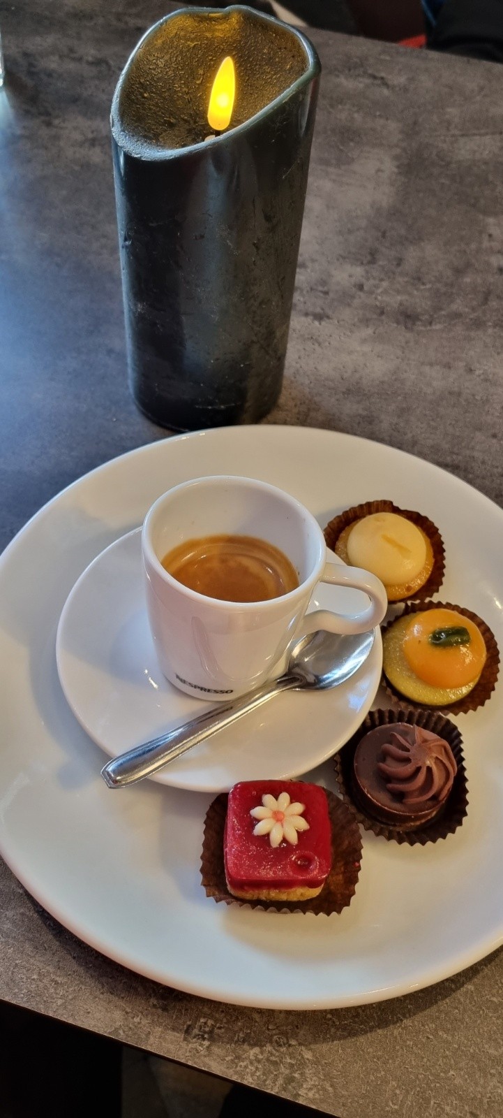  café gourmand au refuge du Galibier ...