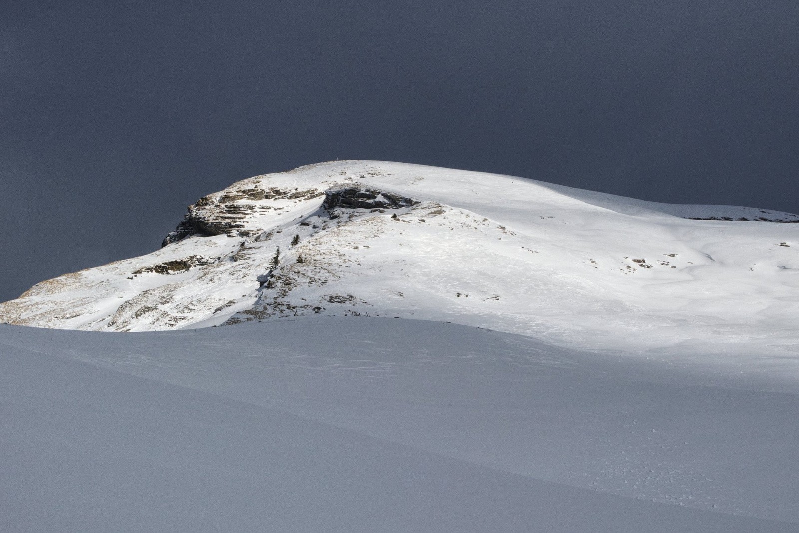 #4 Le sommet se dévoile Le sommet se dévoile