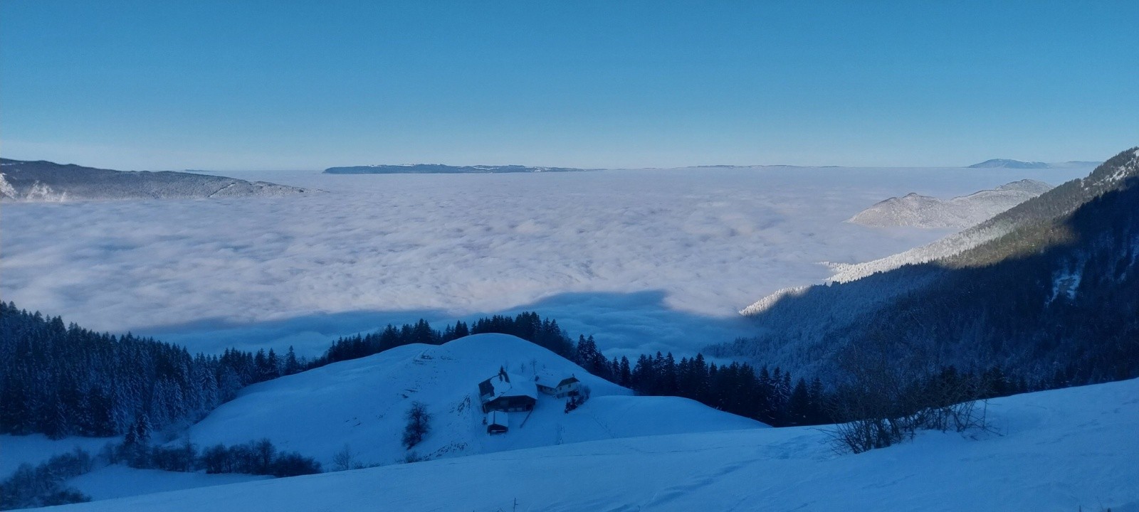 Chalets de l'Aulp au froid.