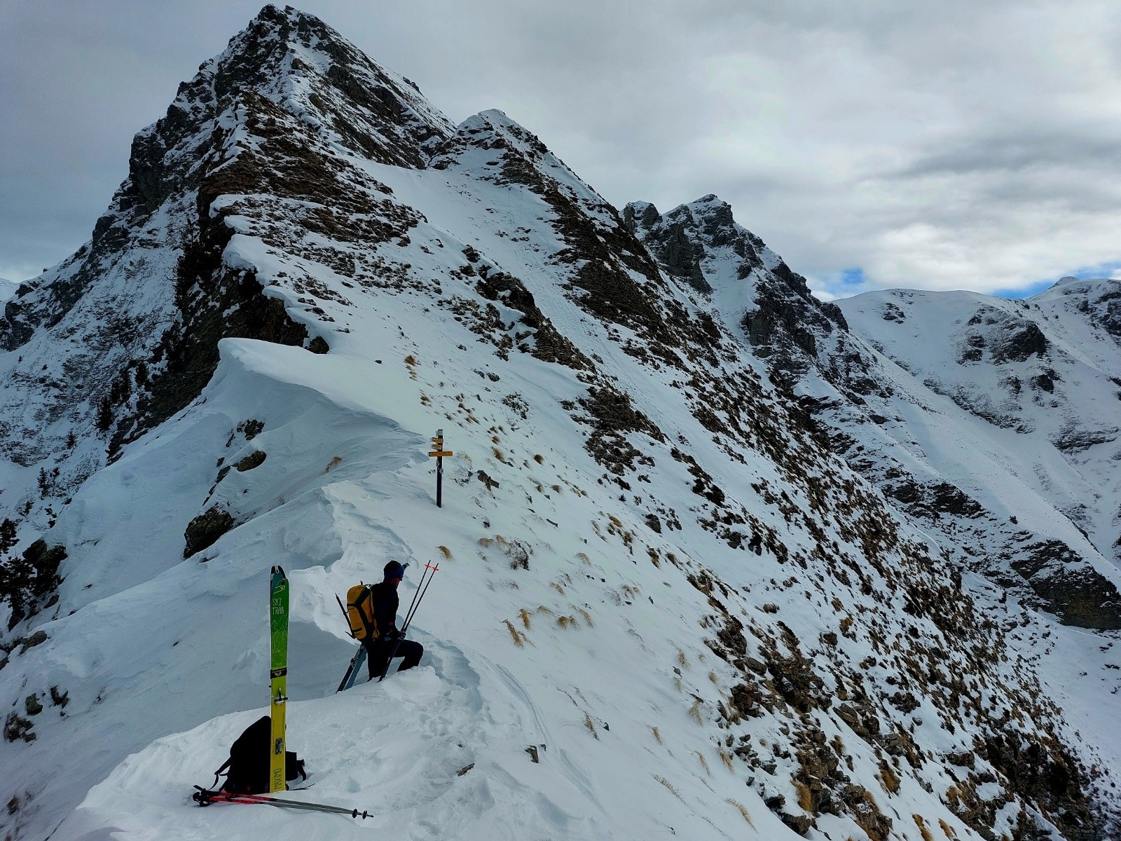 #3 Devant l aiguille d Devant l aiguille d'ancelle