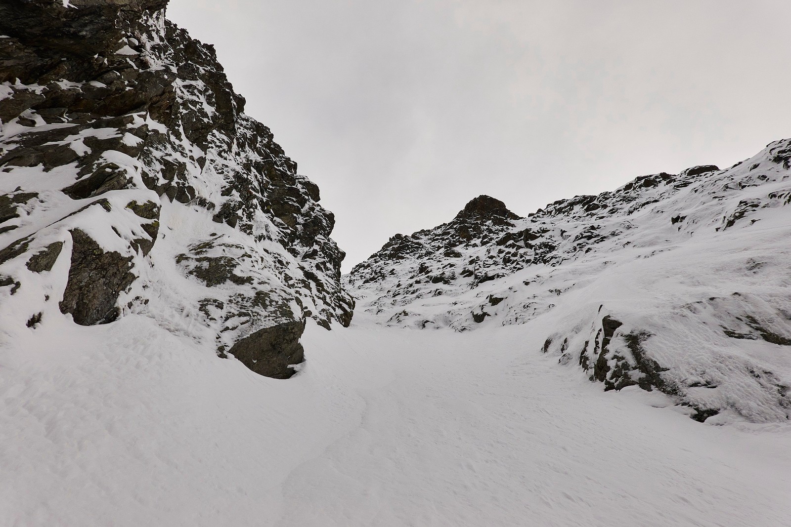 En approche de la section rocheuse...