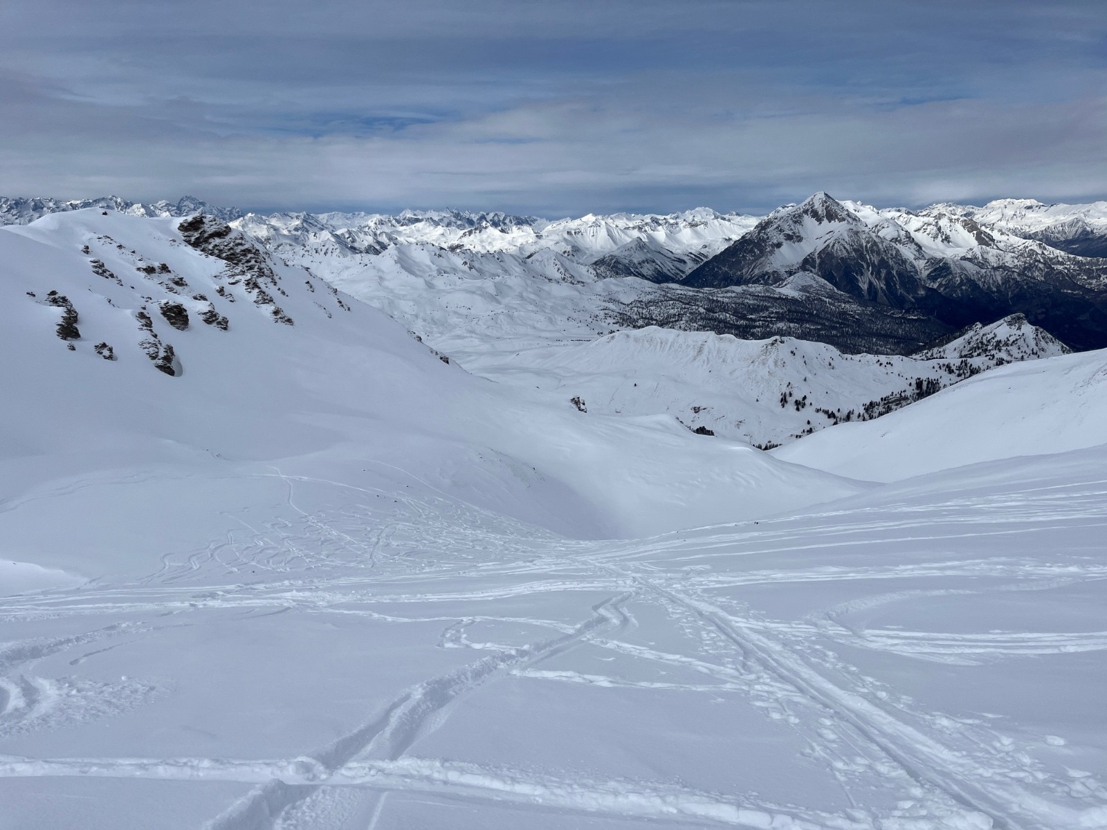 &nbsp;La même mais vu d’en haut… sur fond de Chaberton