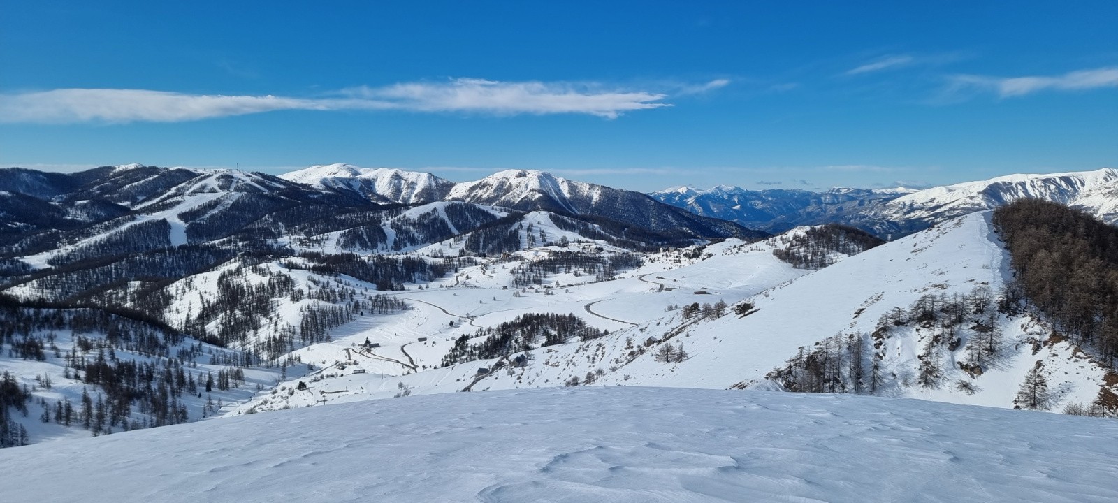 Vue sur la station depuis Charnaye 