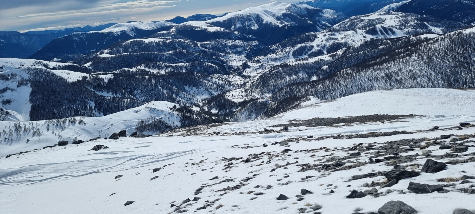 Il faut jouer au Sioux pour ne pas déchausser dans cette montée 