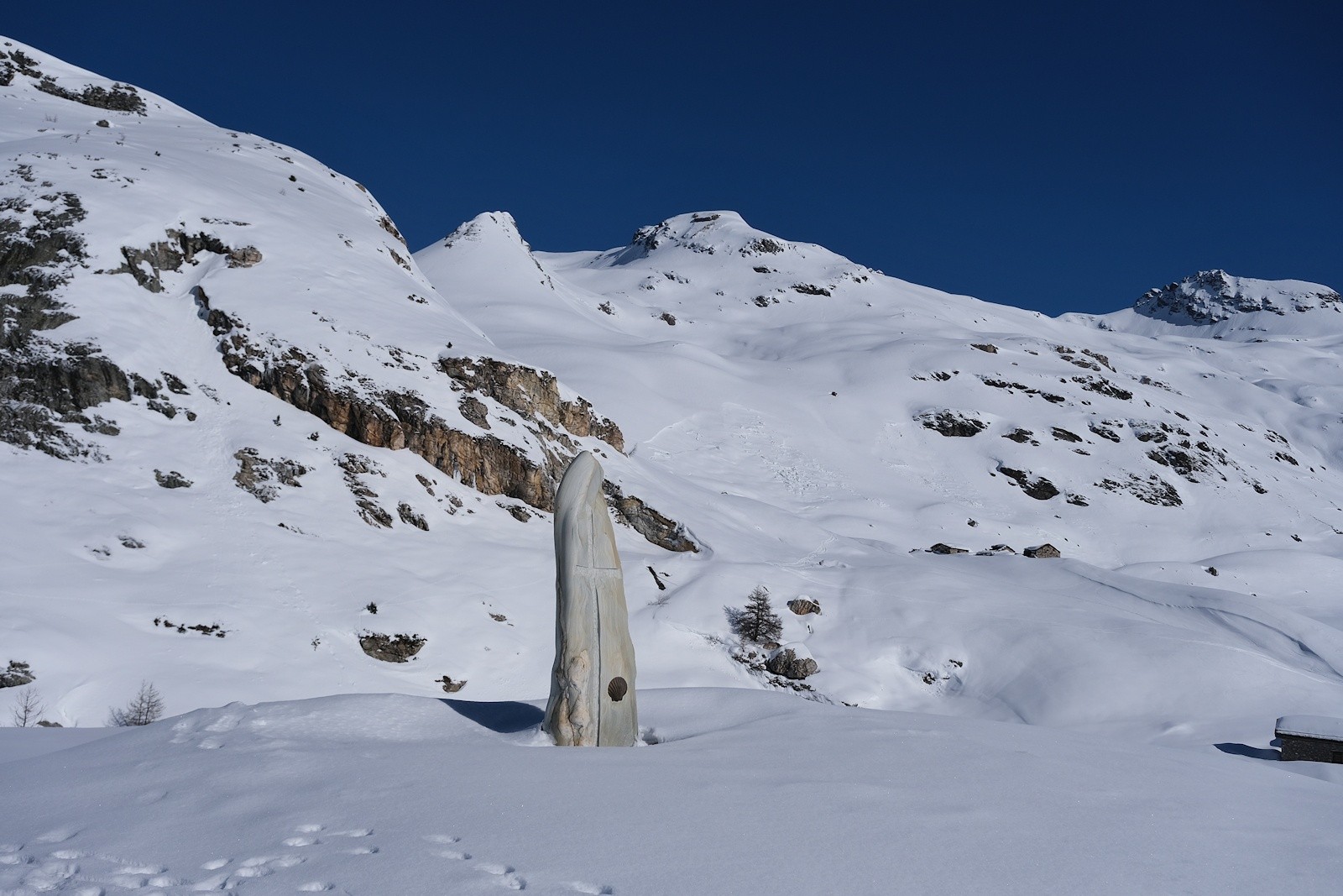 #4 La stèle de St-Jacques. La stèle de St-Jacques.
